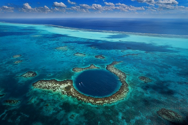 Great Blue Hole, Fenomena Alam Menakjubkan