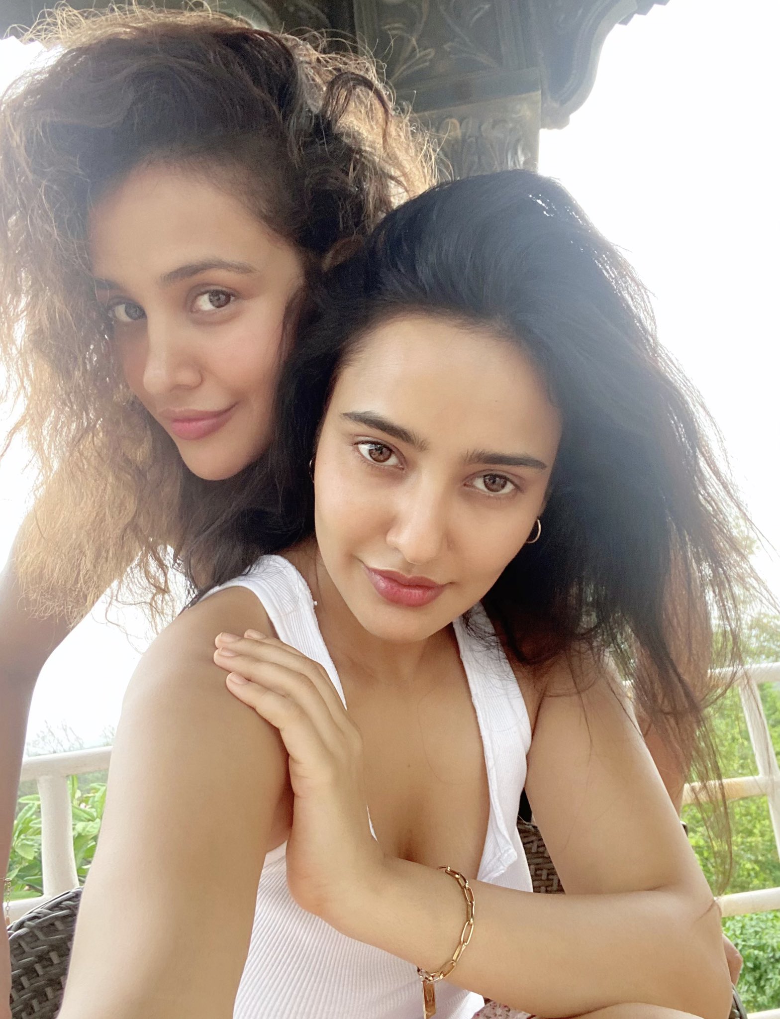 Neha Sharma UHD HD HQ Photos