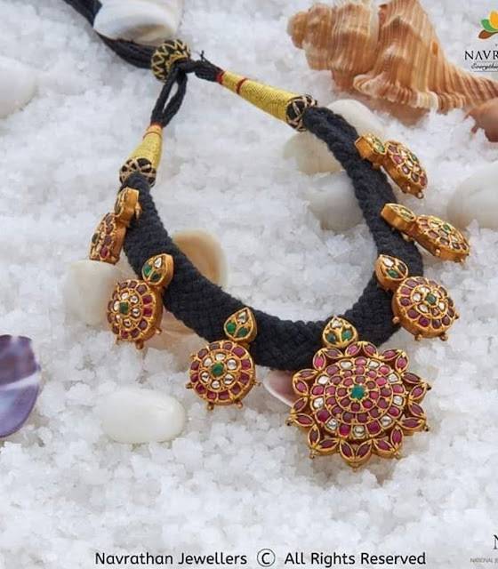 Floral Kundan Black Thread Sets