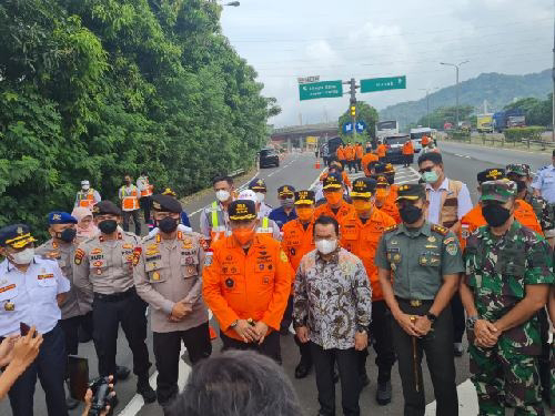 Personel Ditpolairud Polda Banten Ikuti Simulasi Kesiapsiagaan SAR by