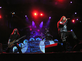 Masters of Rock 2007 – Hammerfall por KaJaNareal - Kaja Konarskae CC BY-SA 2.5 via Wikimedia Commons