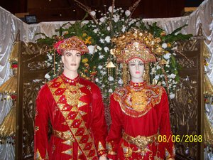 Pakaian Adat Tradisional Bangka Belitung