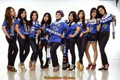 foto+suporter+cewek+persib+(14)