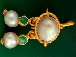  Arkeolog Menemukan Perhiasan Zaman Nabi Isa