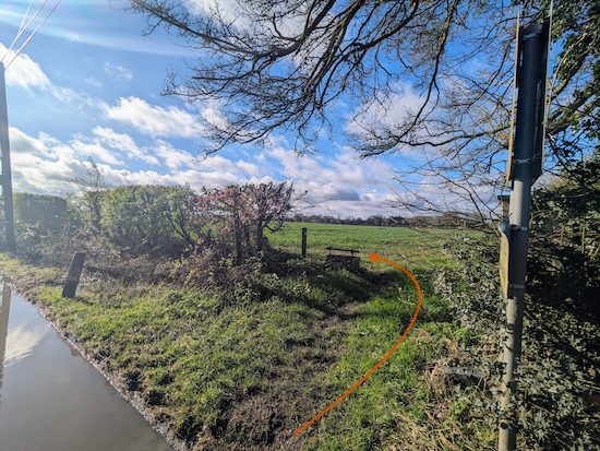 Turn right off Kimpton Road then turn left on a permissive footpath