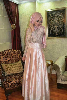 Kebaya Anne Avantie Berhijab