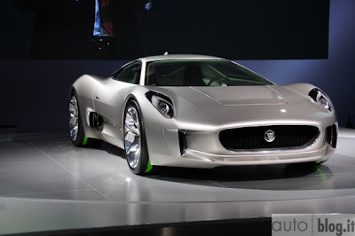 Concept Jaguar C-X75: First Live photos + video