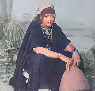 فلاحة مصرية .... مصر عام 1880