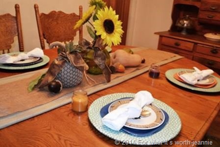 fall tablescape.png