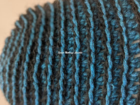 Sweet Nothings Crochet free crochet pattern blog, free crochet pattern for a spiral beanie, photo detail of the color change,