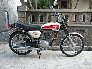 Dijual Motor Jadoel HONDA CB100...1974