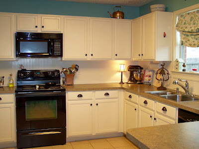 Cheap Kitchen Cabinet Ideas on So Here It Is   Finally A Kitchen That I Just Adore Being In For Less