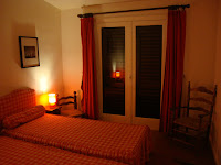 Chambre rouge Beauvallon