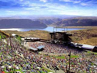 the gorge amphitheatre tableau