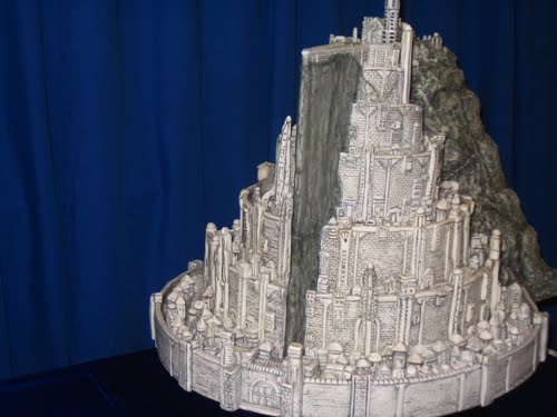 stunning Minas+tirith+cake