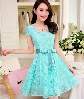 Model Dress Pendek Motif Renda Korean Style