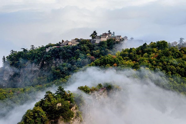 ภูเขาคงถง (Kongtong Mountains: 崆峒山)