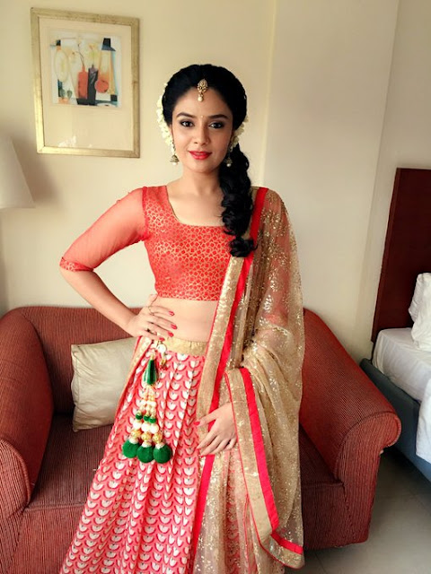 Sreemukhi Height and weight and body Measurements