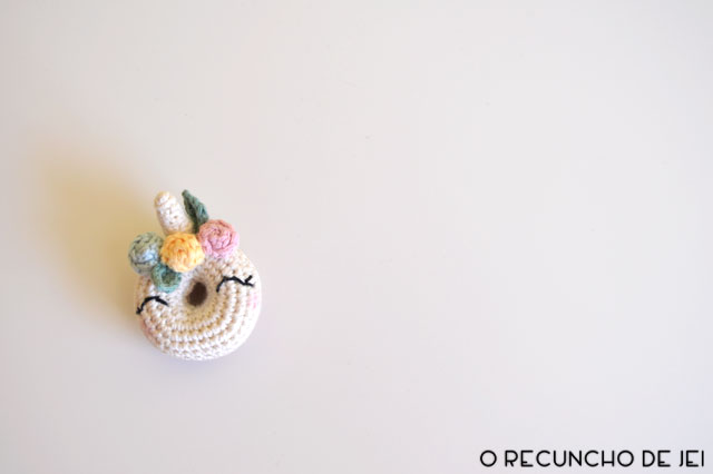 https://www.etsy.com/es/listing/527086317/donut-unicornio-donut-unicornio