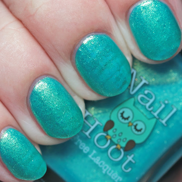 Nail Hoot Indie Lacquers Glow-Tini 