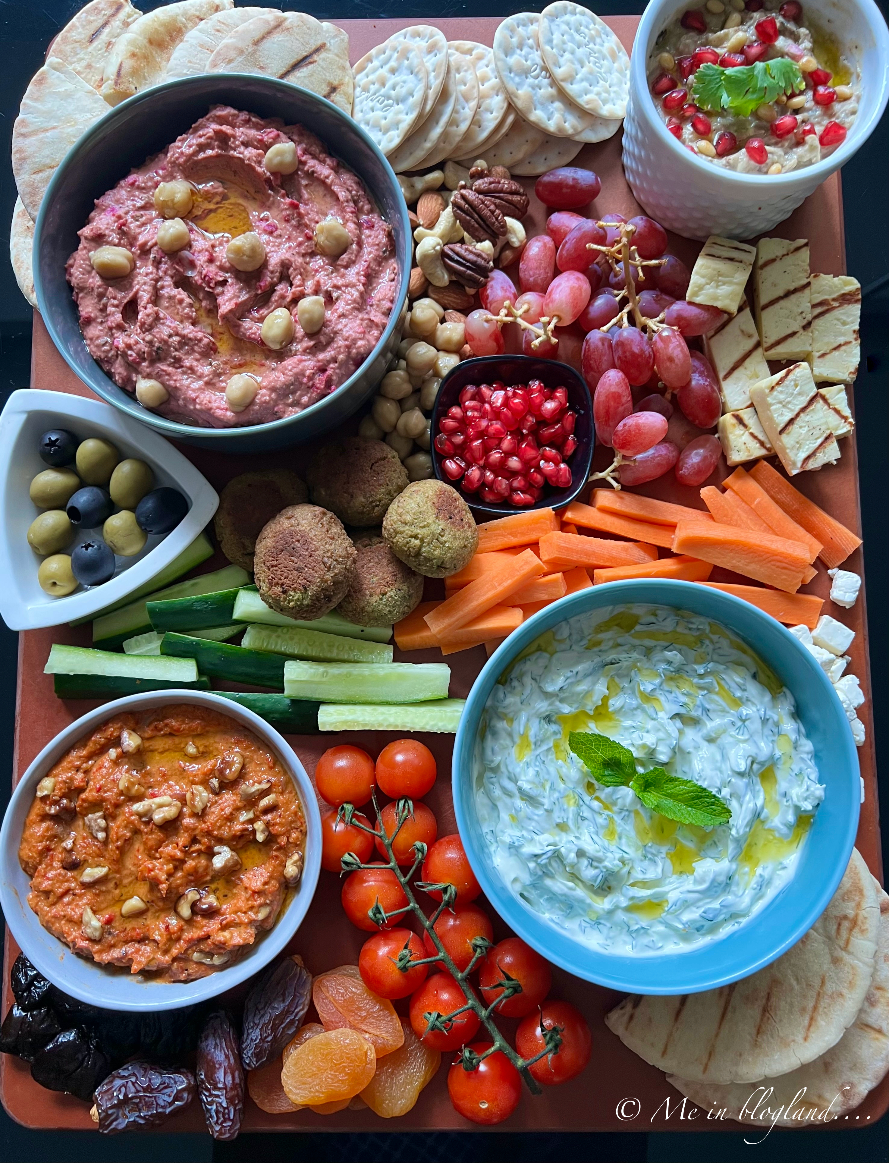 Hummus Platter for Kids (and Grown Ups!)