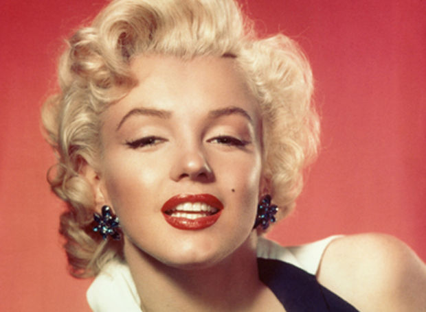 (Marilyn Monroe) ΣΑΝ ΣΗΜΕΡΑ ¨ΕΦΥΓΕ¨Η ΗΘΟΠΟΙΟΣ,ΤΡΑΓΟΥΔΙΣΤΡΙΑ ΚΑΙ ΜΟΝΤΕΛΟ,ΠΟΥ ΧΑΡΑΚΤΗΡΙΣΤΗΚΕ ΩΣ ΤΟ ΑΠΟΛΥΤΟ ΣΥΜΒΟΛΟ ΤΟΥ ΣΕΞ