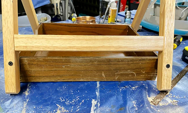 attaching legs to wooden tray