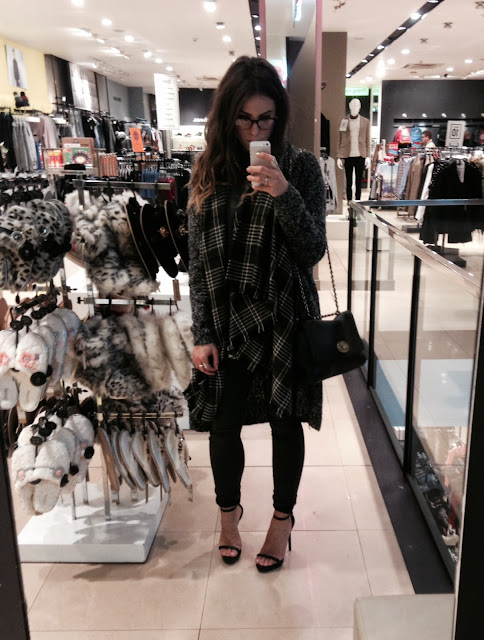 H&M Oversized Peppered Knit Cardigan, Grey Knit Sweater and Leather-Look Denim  Mango Plaid Scarf Cos Breton Stripe Ves Mulberry "Lily" Bag River Island Heels  Chanel Glasses