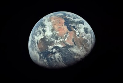 satunya planet yang dikenal sebagai tempat kehidupan Materi Singkat Planet Bumi