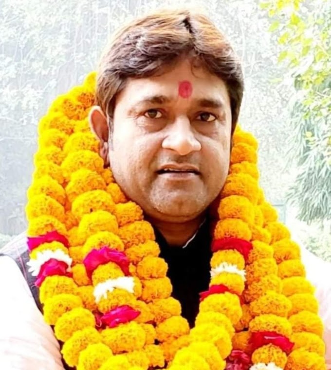 गुजरात से सहकारिता प्रकोष्ठ के डायरेक्टर धीरज सिंह ने चंदौली में स्वयंभू  बाबा कालेश्वर नाथ का किया दर्शन- पूजन
