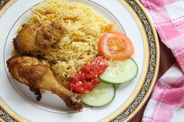 Southern Yellow Chicken Rice aka Nasi Ayam Goreng Sedap 