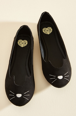 cat face flats Refashion Hot Trends or Buy! DIY inspiration for the fashionista BUY or DIY - Inspired DIY Fashion you can make or refashion from the clothes you already have! #fashionista #diy #diyclothes #diyaccessories #refashion