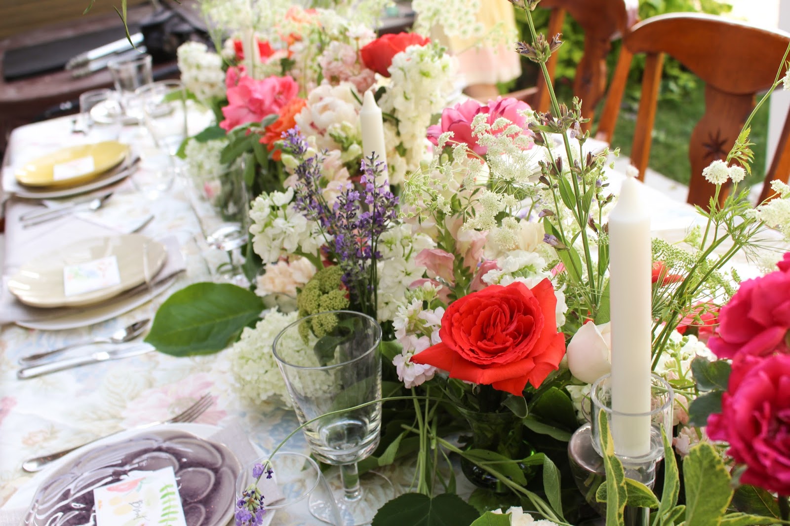 Midsummer Party - A Fragrant & Tasty Soirée - Floral Arrangement - Aimee Ferre