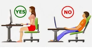 postura correcta al sentarse frente al ordenador