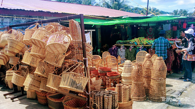 The Serikin Sunday Market, which began in 1992, has attracted a steady flow of customers, locals and tourists came as far as West Malaysia and Brunei.