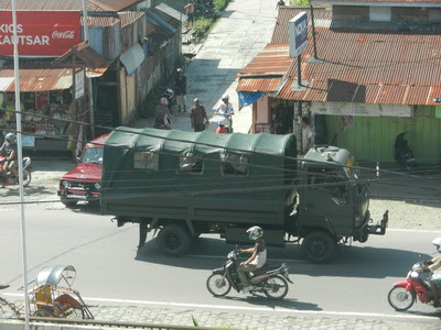 truk tni langsung bergerak