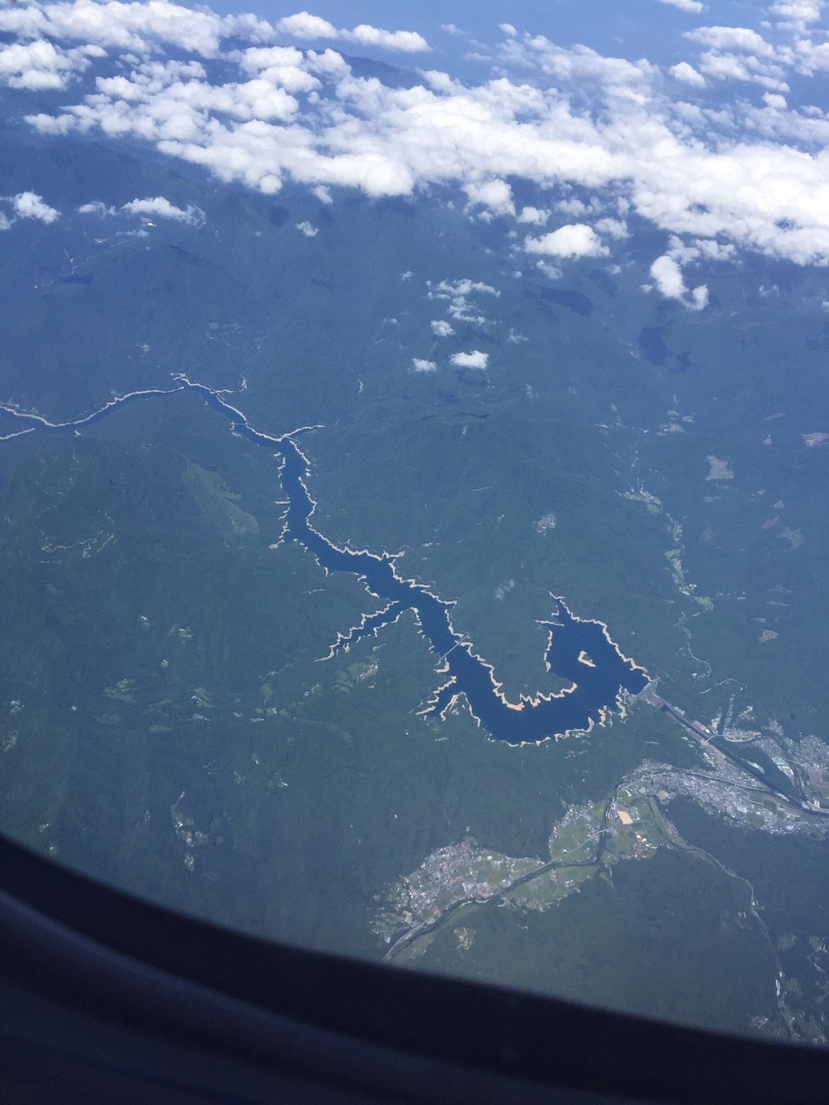 外国人 日本のダムを上空から見た写真がすごい 海外の反応 かいこれ 海外の反応 コレクション