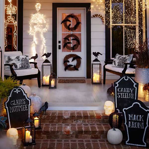 Easy and Scary Halloween Door Decorations
