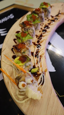 Dragon sushi roll Mizu sushi pontianak