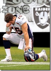 Tim-Tebow Prayer1