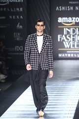 AIFWSS17-Ashishnsoni-rajeshpratapsingh-Mystylespots-5
