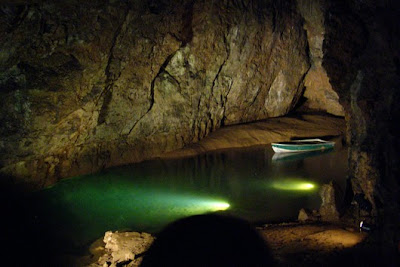 Beautiful Underground Lakes Around the world