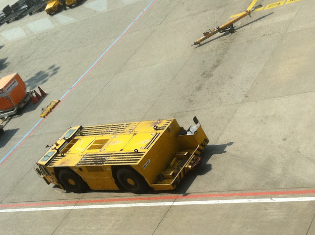 Airport Tractor: 2013 Korea Trip (韓國之旅) @Dongdaemun (東大門 - 흥인지문)