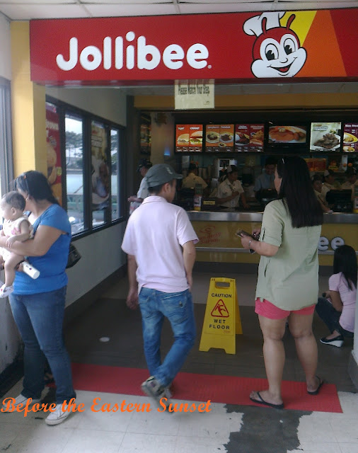 NAIA Terminal 1 Jollibee branch