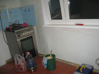 расчистка кухни - плита и окно