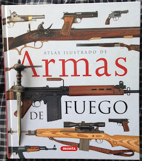 Portada del libro Atlas ilustrado de armas de fuego, de Chris McNab