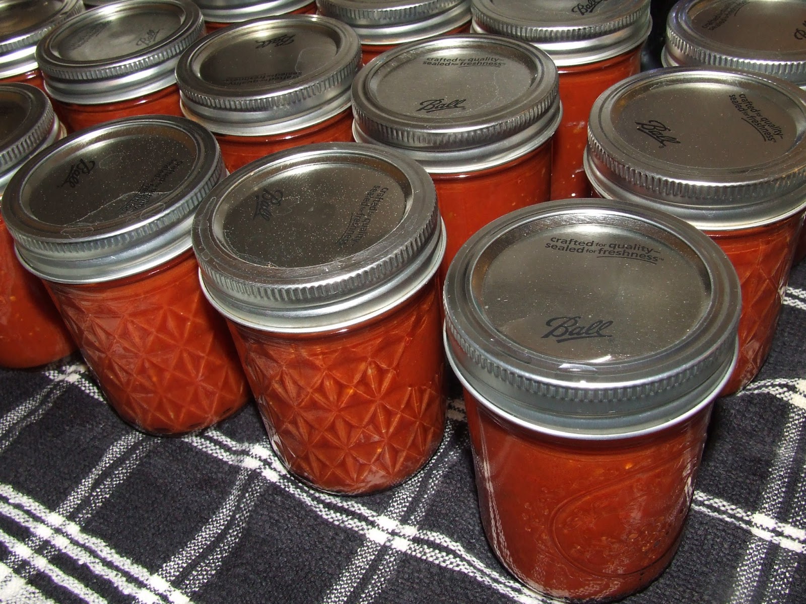 Stuff by Cher: Homemade Tomato Paste from Fresh Tomatoes