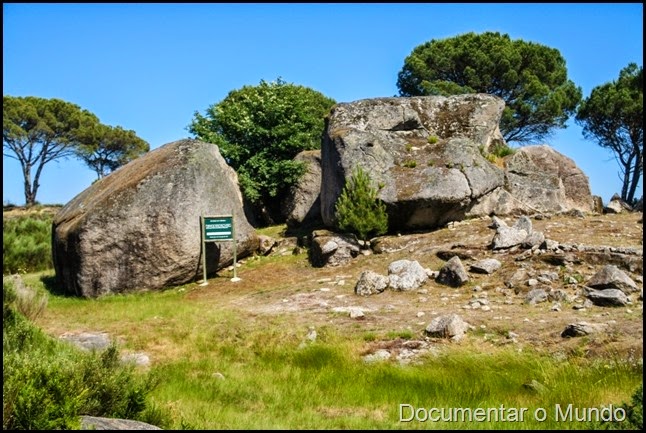 Penedo da Víbora; Circuito Pré-Histórico Fiais/Azenha; Carregal do Sal