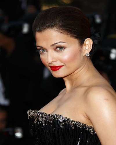 Aishwarya Rai Cute Lips Pictures