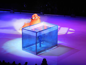 Disney on Ice presents Follow Your Heart | Dory and her new friend